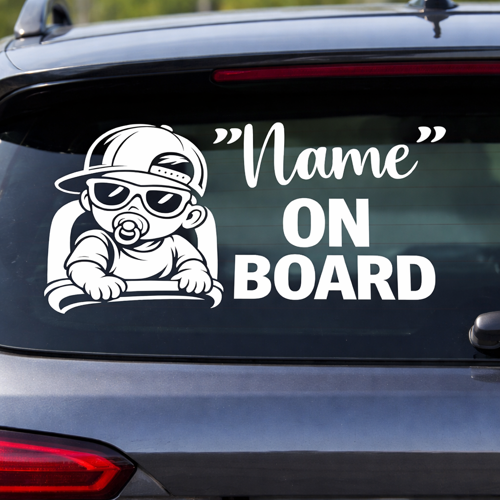 Baby an Bord – Autoaufkleber mit Wunschname | Junge